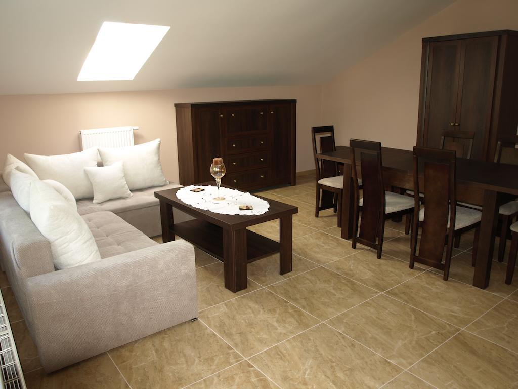Pokoje Goscinne - Noclegi Charzykowy Zimmer foto
